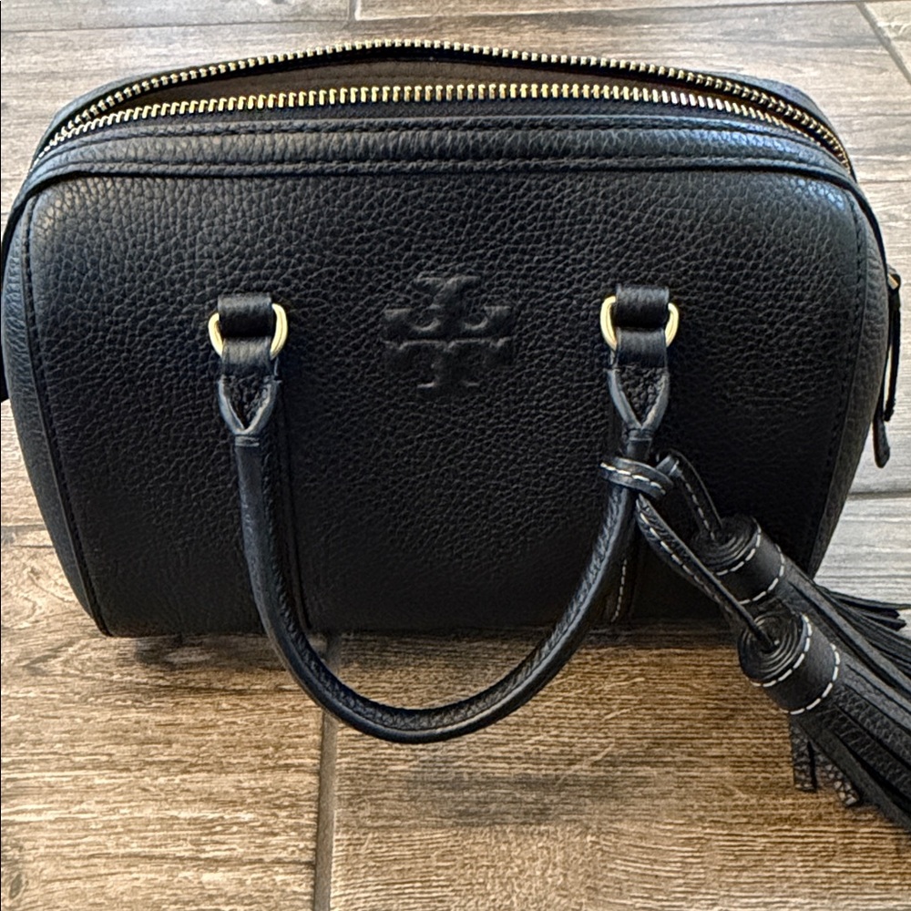 Tory Burch Black Leather Satchel. Good condition. - Picture 9 of 13